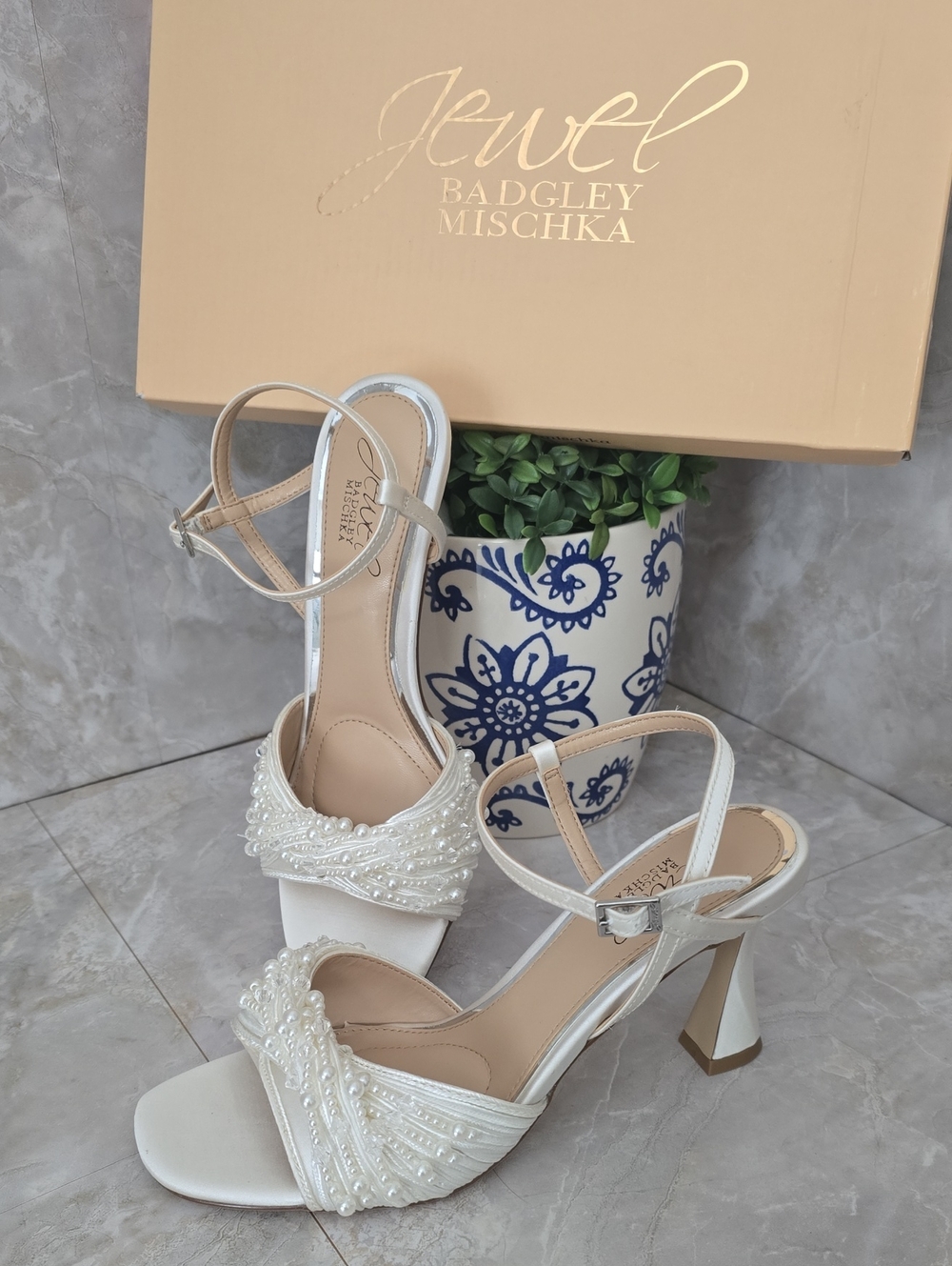 Jewel Badgley Mischka Fanny Satin Dress Sandals Pearl Embellished Sz 6.5